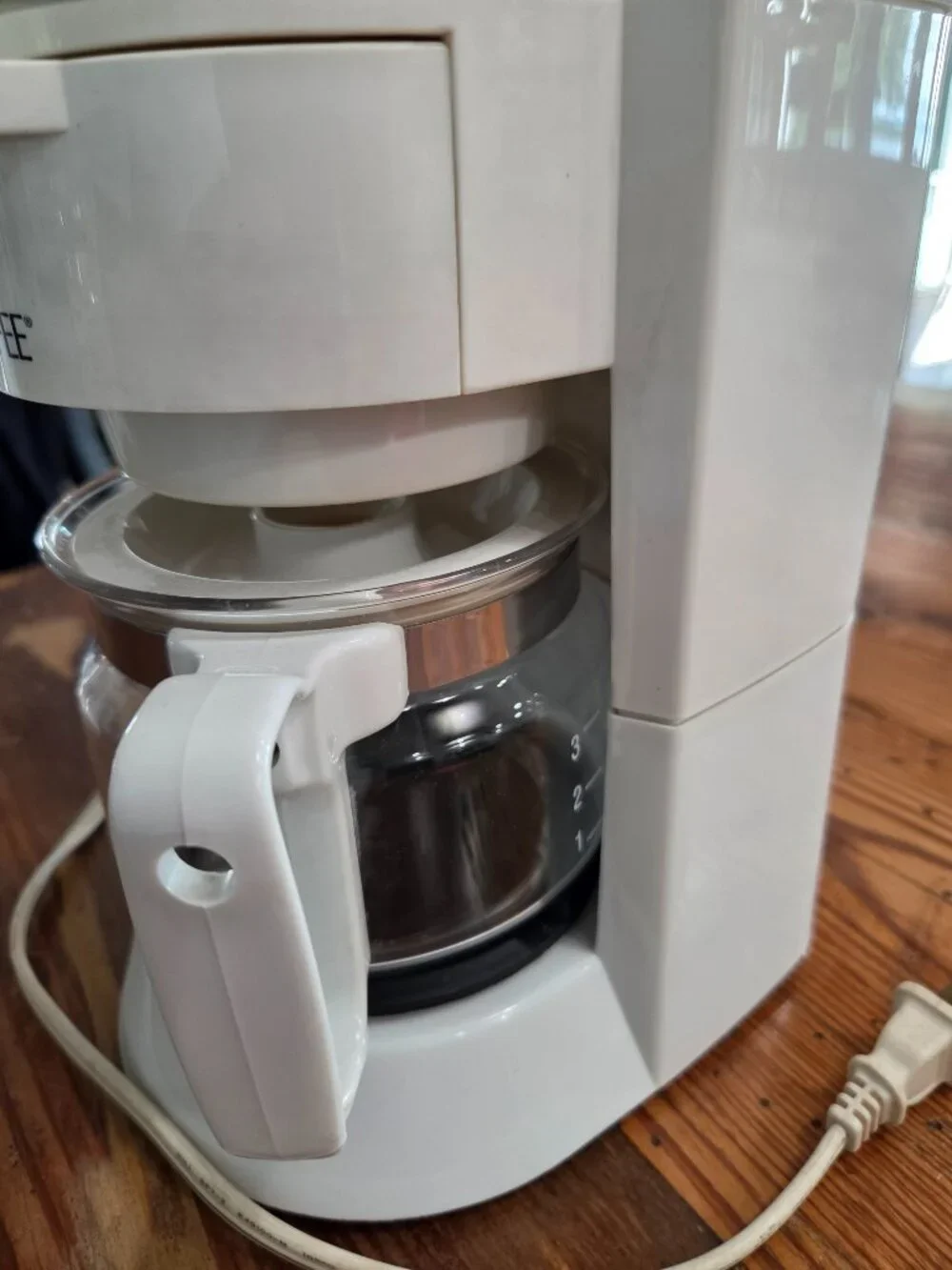 Mr. Coffee Model BL4 Mini 4 Cup Drip Filter Coffee Maker White Vintage READ